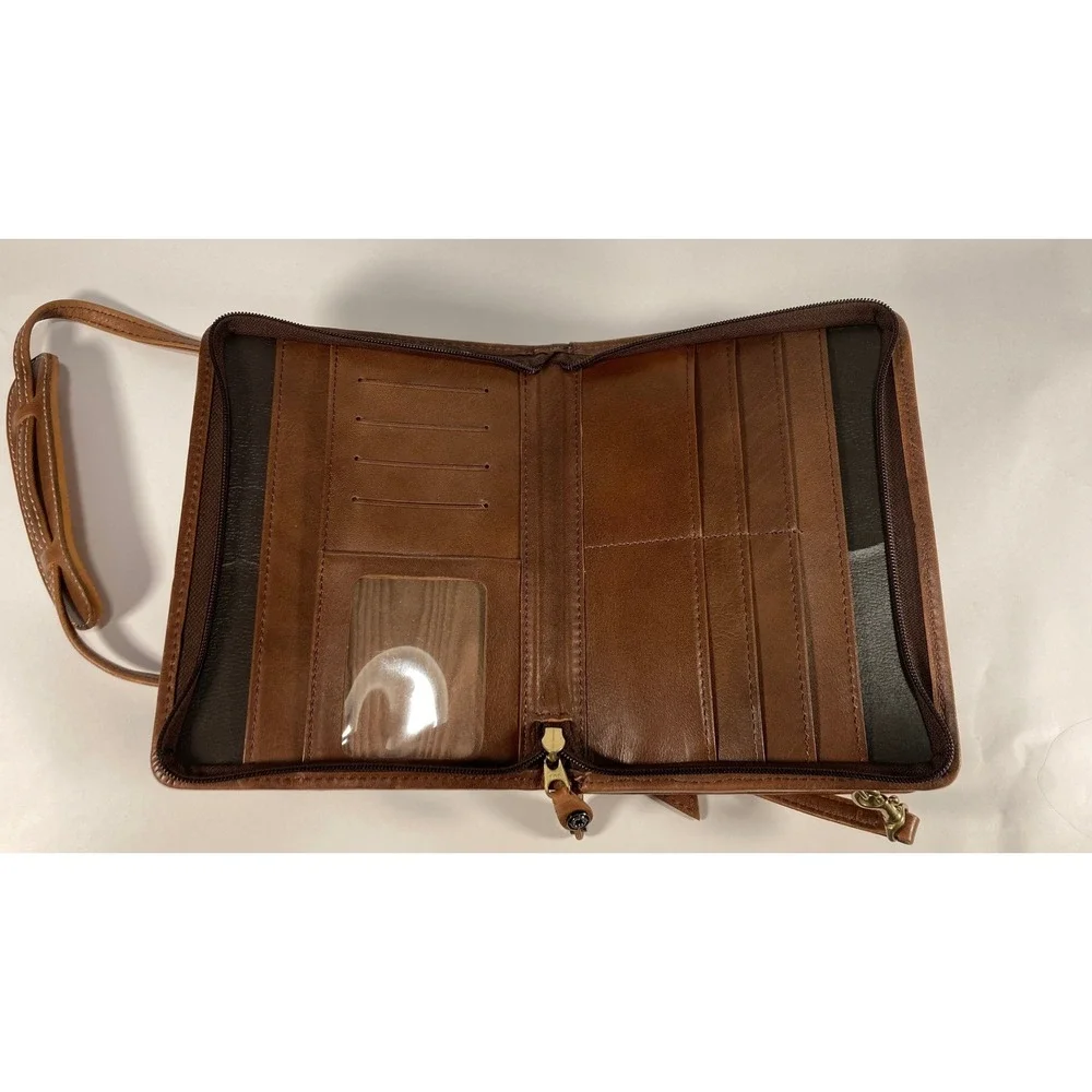 Franklin Covey Brown Leather Zip-Around Crossbody Organizer